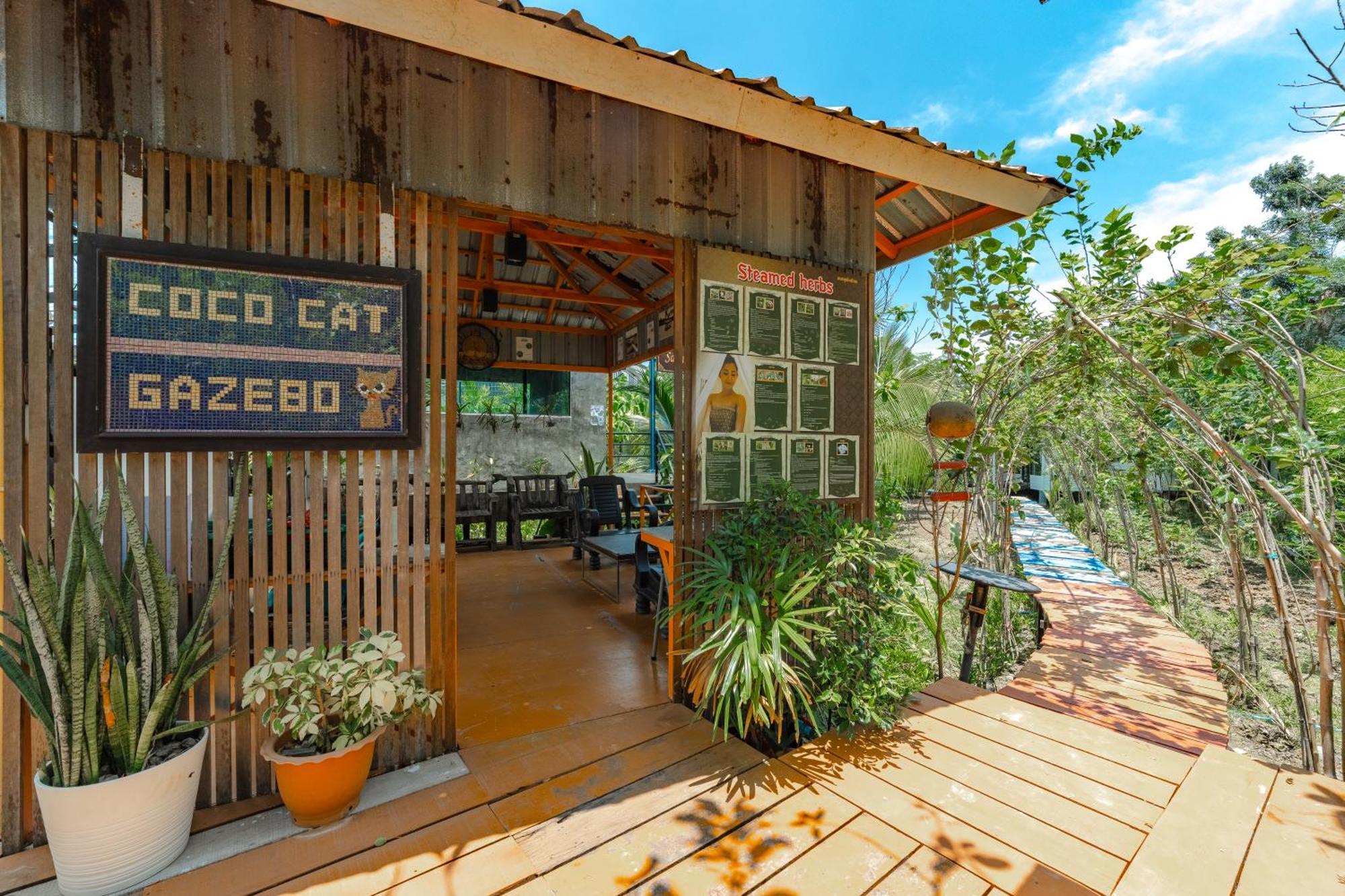 Coco Paradiso Phuket Sha Esterno foto